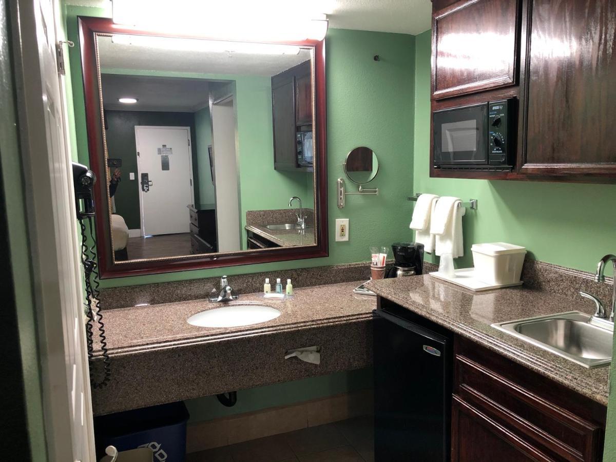 Quality Inn Hemet - San Jacinto Exterior foto