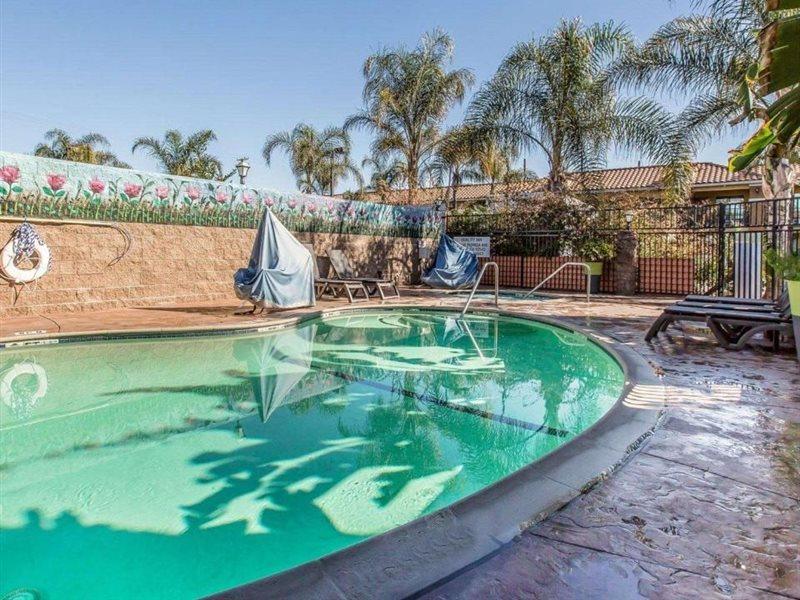 Quality Inn Hemet - San Jacinto Exterior foto