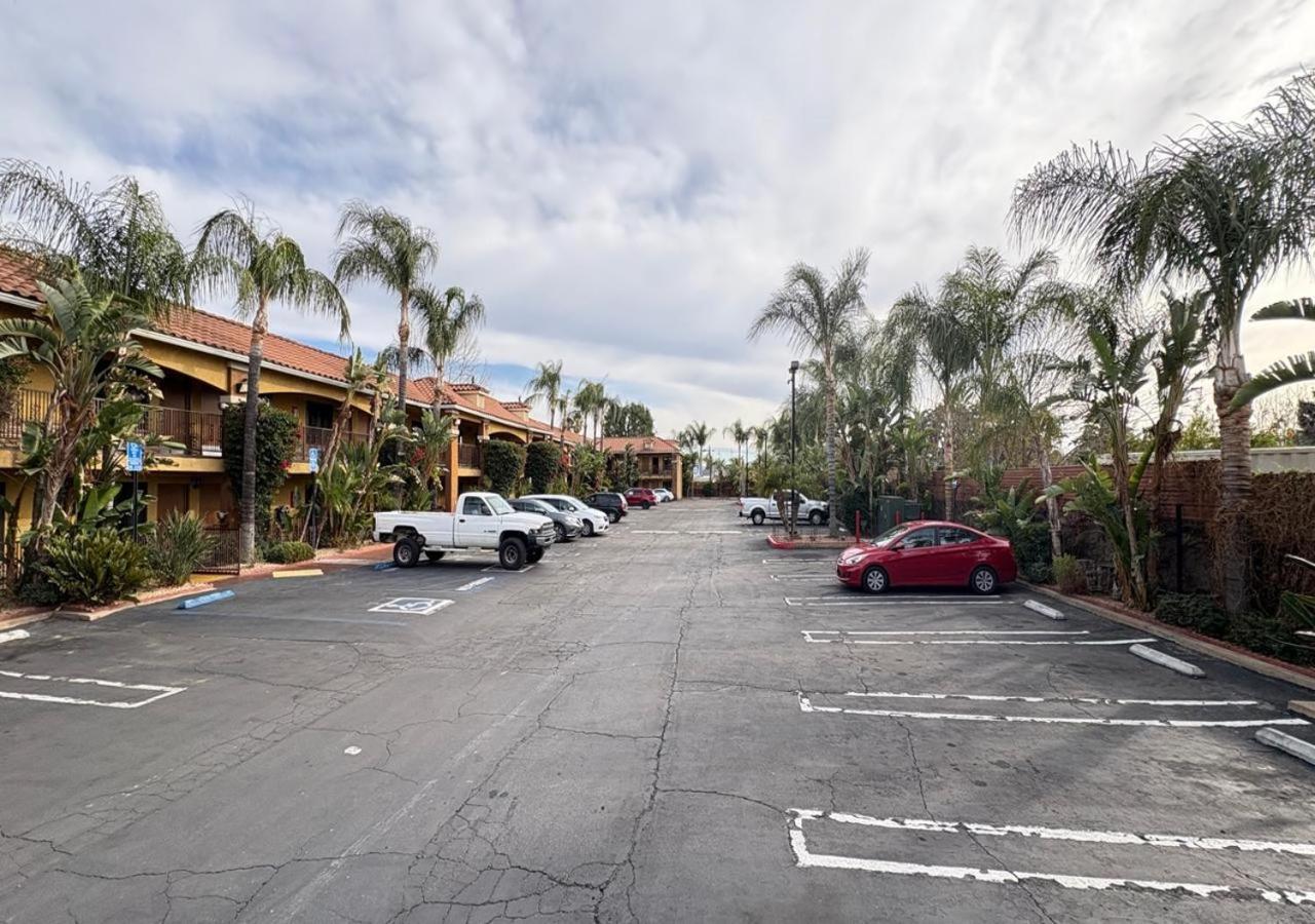 Quality Inn Hemet - San Jacinto Exterior foto